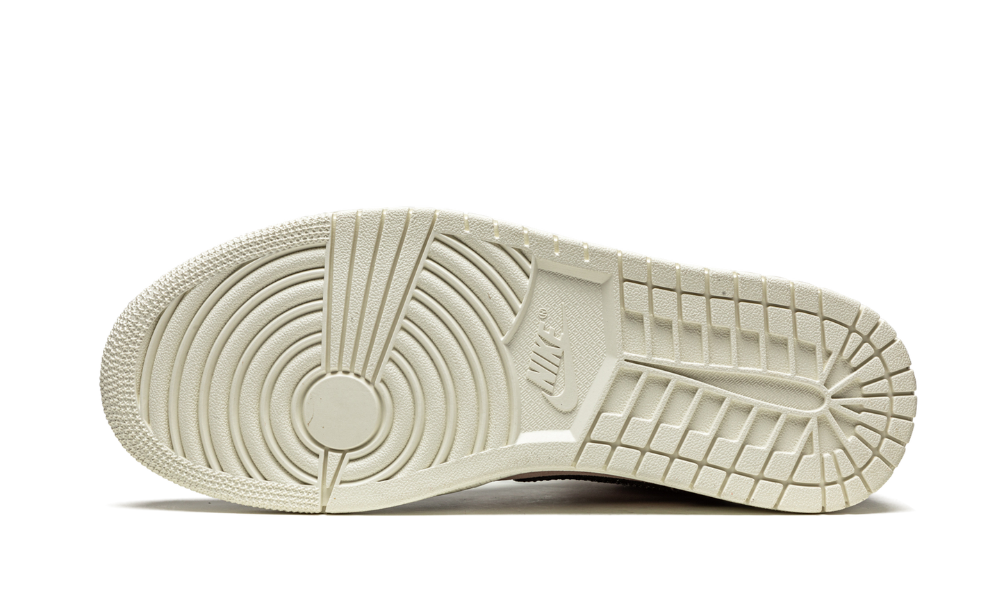 Air Jordan 1 Mid Canyon Rust