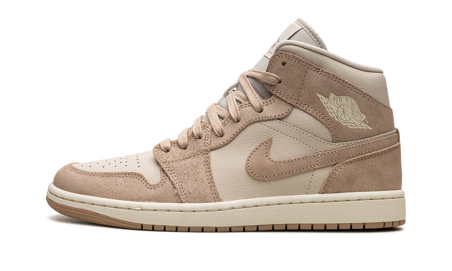 Air Jordan 1 Mid SE Legend Light Brown