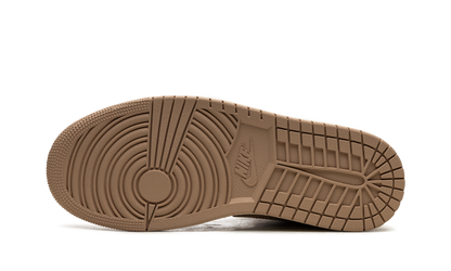 Air Jordan 1 Mid SE Legend Light Brown