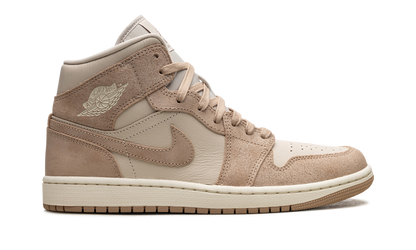 Air Jordan 1 Mid SE Legend Light Brown