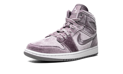 Air Jordan 1 Mid SE Purple Velvet