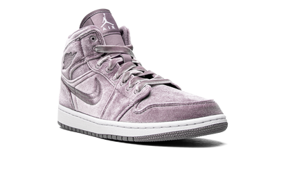 Air Jordan 1 Mid SE Purple Velvet