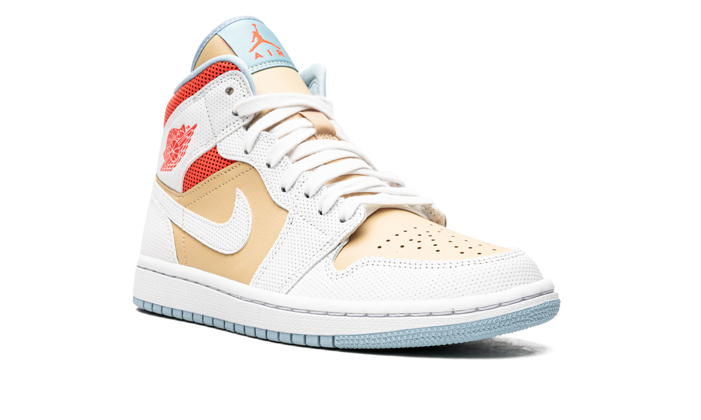 Air Jordan 1 Mid SE Sesame