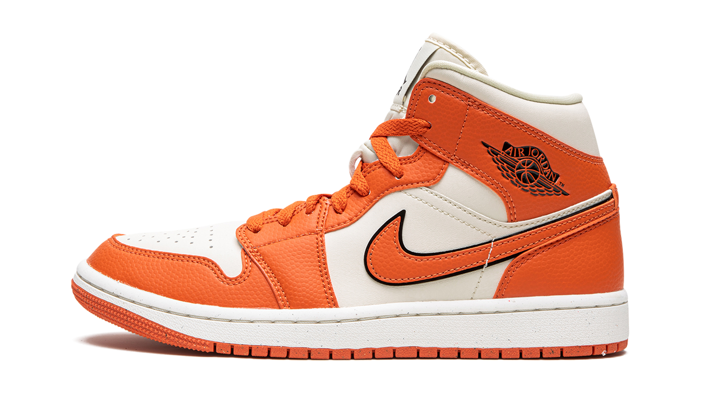 Air Jordan 1 Mid SE Sport Spice