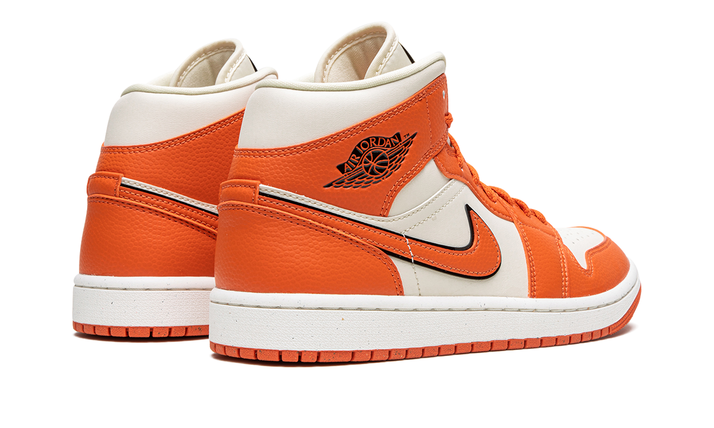 Air Jordan 1 Mid SE Sport Spice