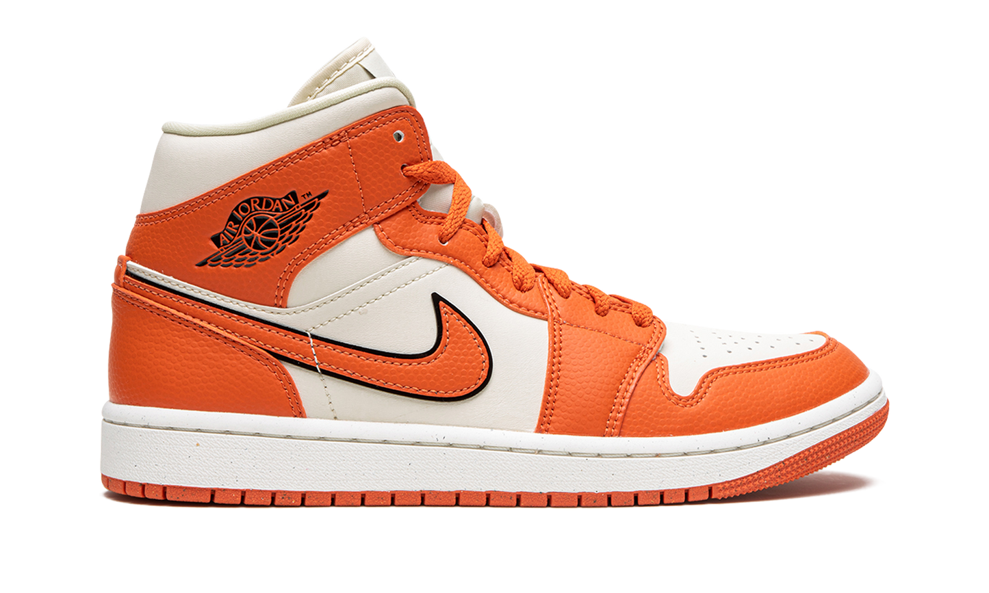 Air Jordan 1 Mid SE Sport Spice