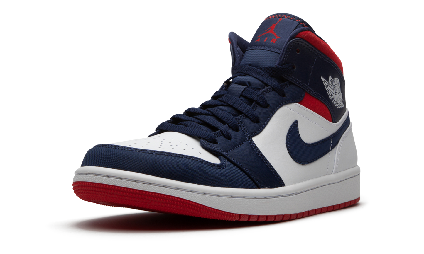 Air Jordan 1 Mid SE USA