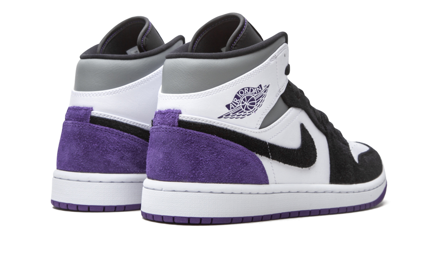Air Jordan 1 Mid SE Purple