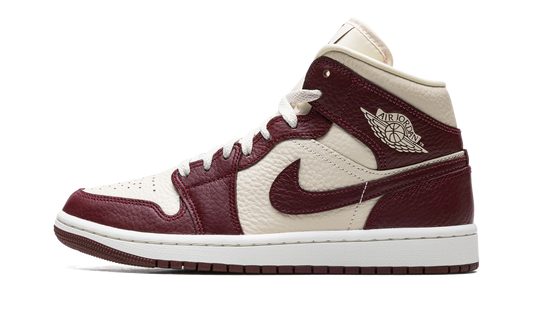 Air Jordan 1 Mid SE Split Beach Cherrywood Red