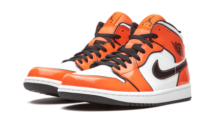 Air Jordan 1 Mid SE Turf Orange