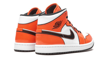 Air Jordan 1 Mid SE Turf Orange