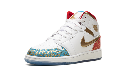 Air Jordan 1 Mid Sneaker School NC to Chicago