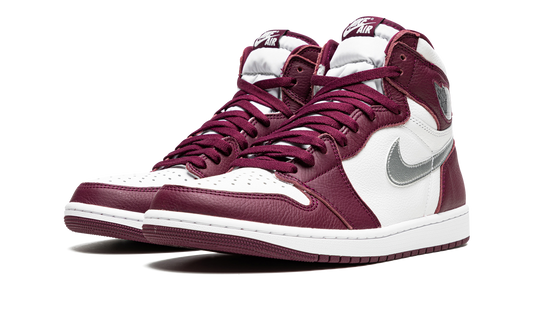 Air Jordan 1 Retro High OG Bordeaux
