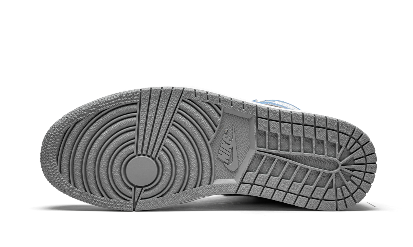 Air Jordan 1 Retro High OG Hyper Royal