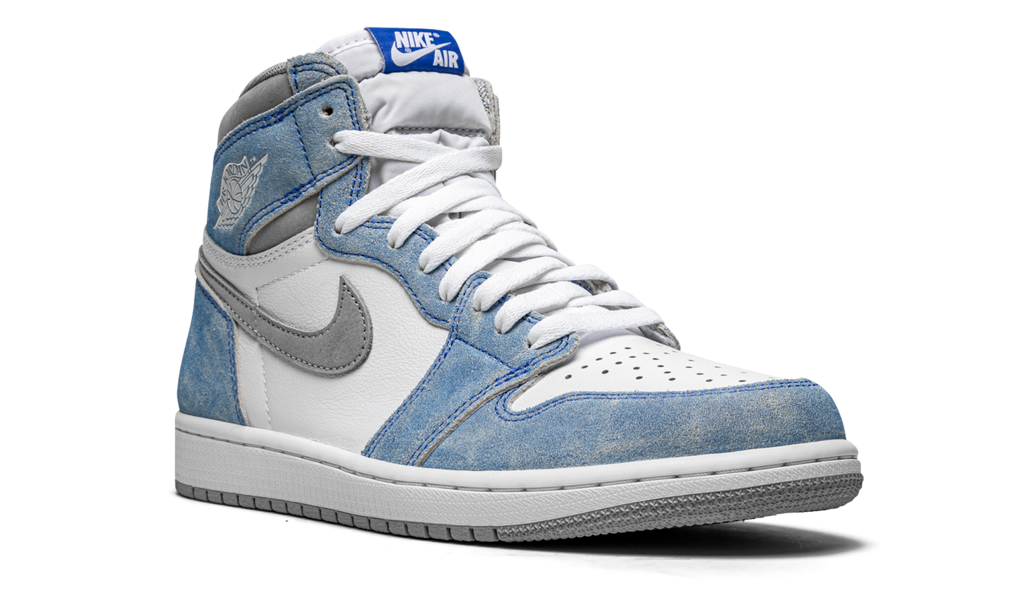 Air Jordan 1 Retro High OG Hyper Royal