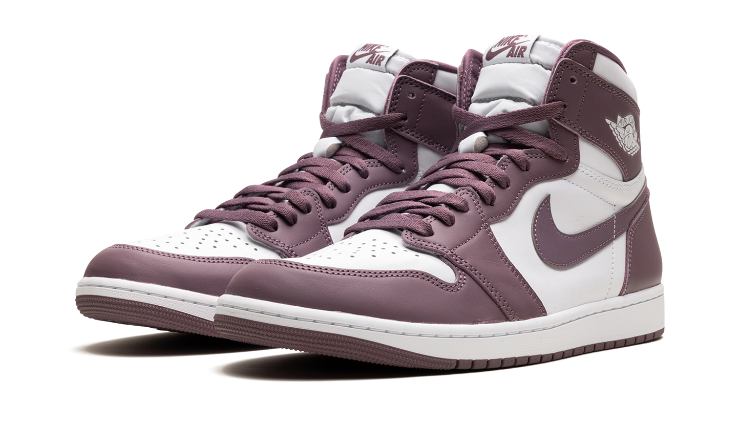 Air Jordan 1 Retro High OG Mauve