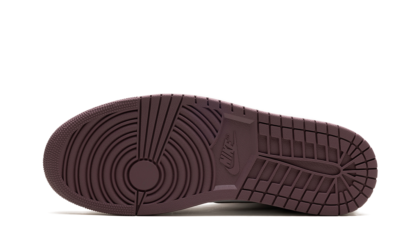 Air Jordan 1 Retro High OG Mauve