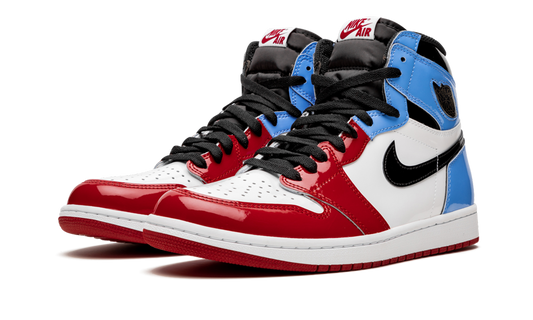 Air Jordan 1 Retro High Fearless UNC Chicago