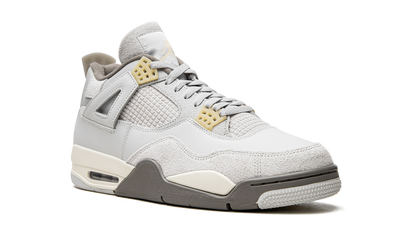 Air Jordan 4 Retro SE Craft Photon Dust