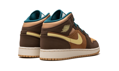 Air Jordan 1 Mid Cacao Wow
