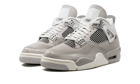Air Jordan 4 Retro Frozen Moments