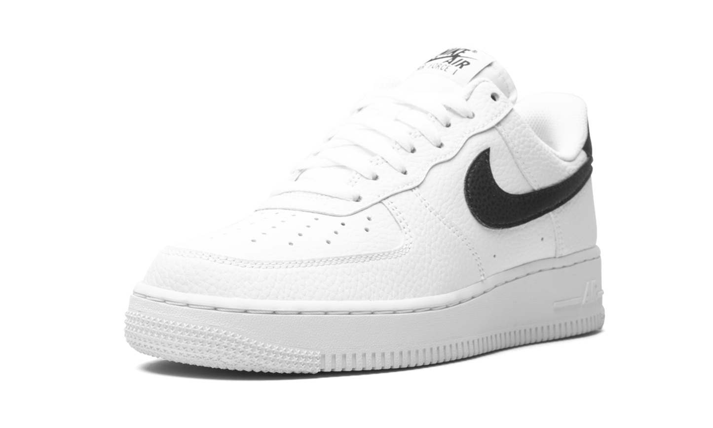 Nike Air Force 1 Low '07 White Black Pebbled Leather