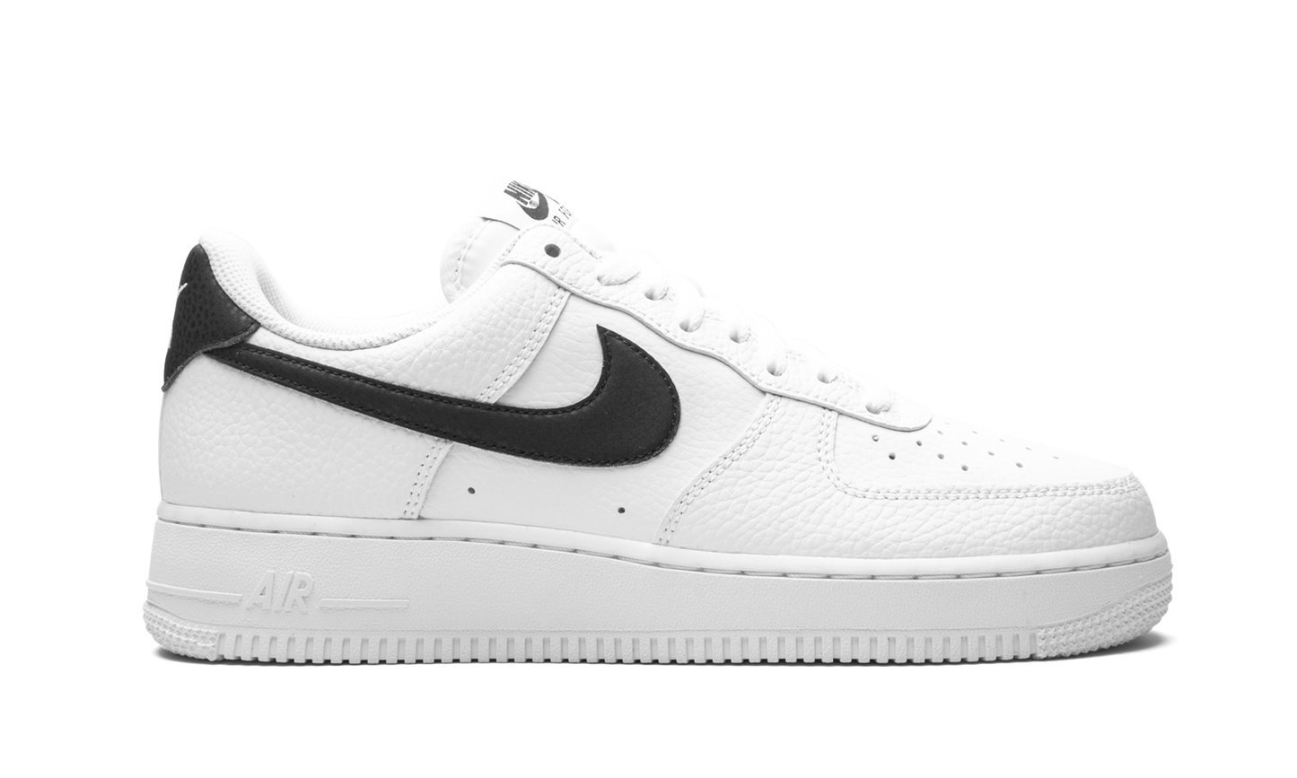 Nike Air Force 1 Low '07 White Black Pebbled Leather