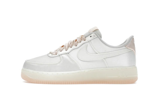 Nike Air Force 1 Low '07 LV8 Sail Barely Orange