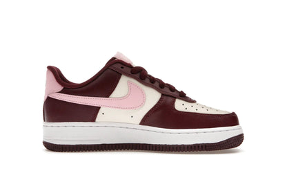 Nike Air Force 1 Low '07 Valentineâs Day (2023)