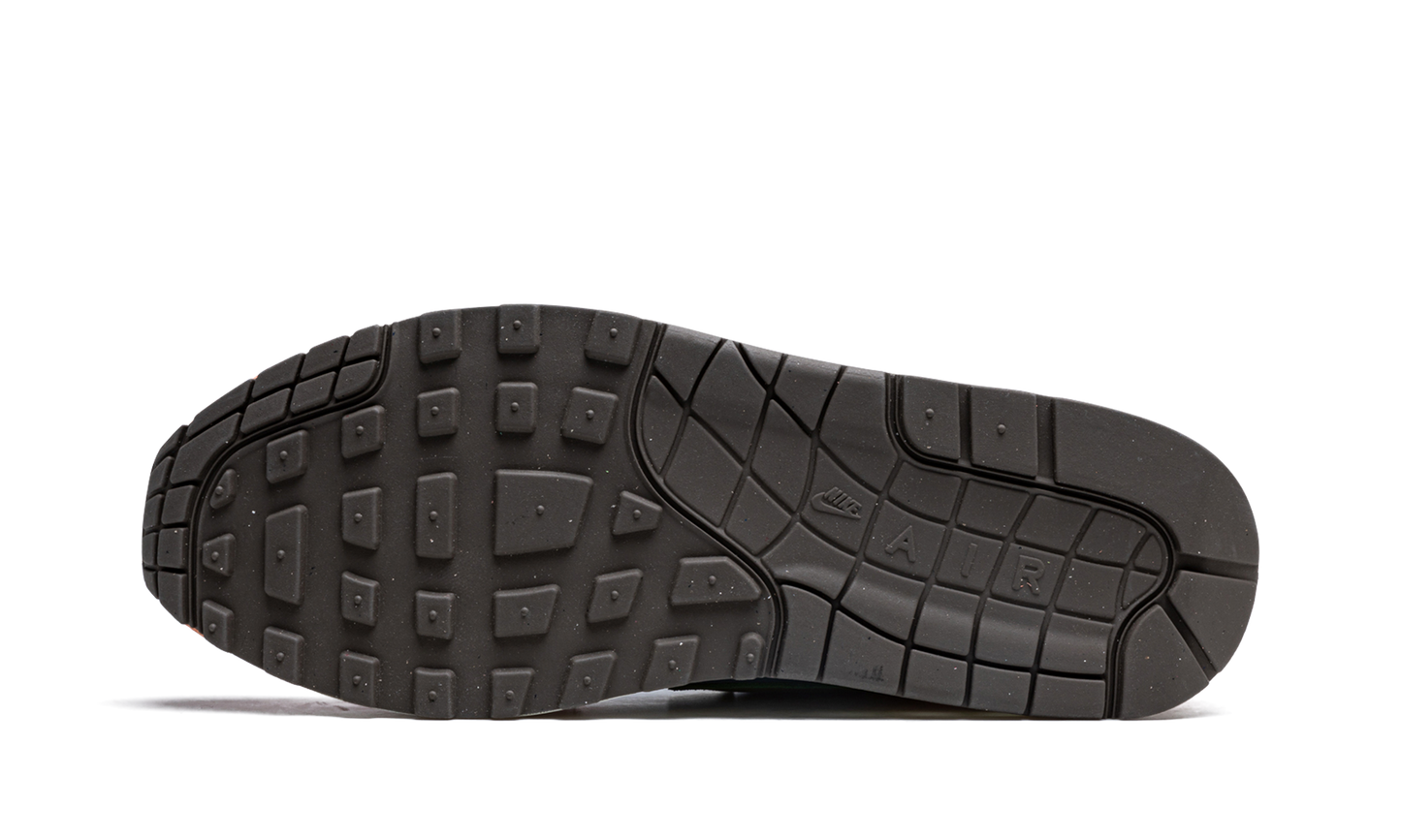 Nike Air Max 1 Light Madder Root Worn Blue