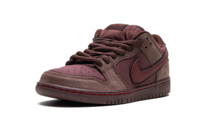 Nike SB Dunk Low City of Love Burgundy Crush