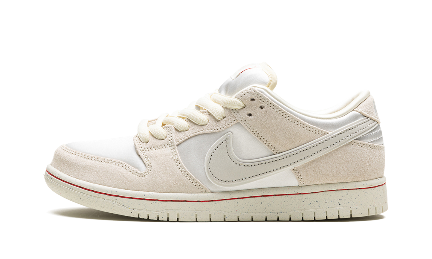 Nike SB Dunk Low City of Love Light Bone