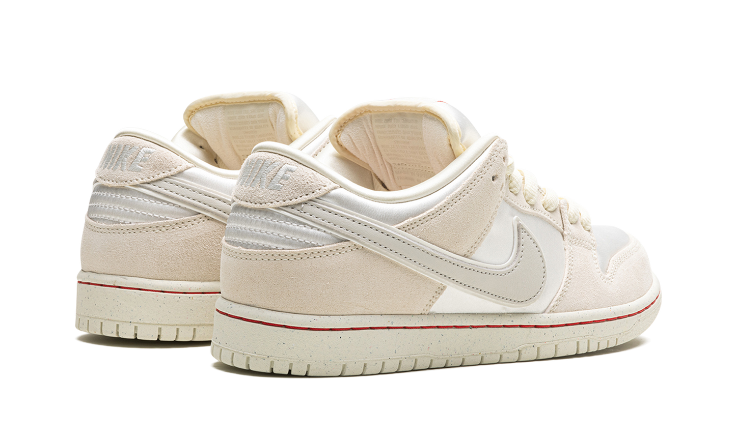 Nike SB Dunk Low City of Love Light Bone