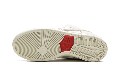 Nike SB Dunk Low City of Love Light Bone