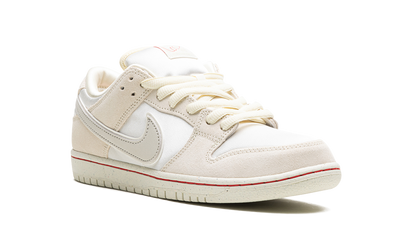 Nike SB Dunk Low City of Love Light Bone