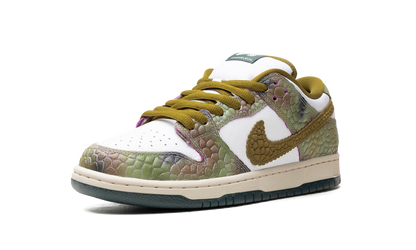 Nike SB Dunk Low Alexis Sablone Chameleon