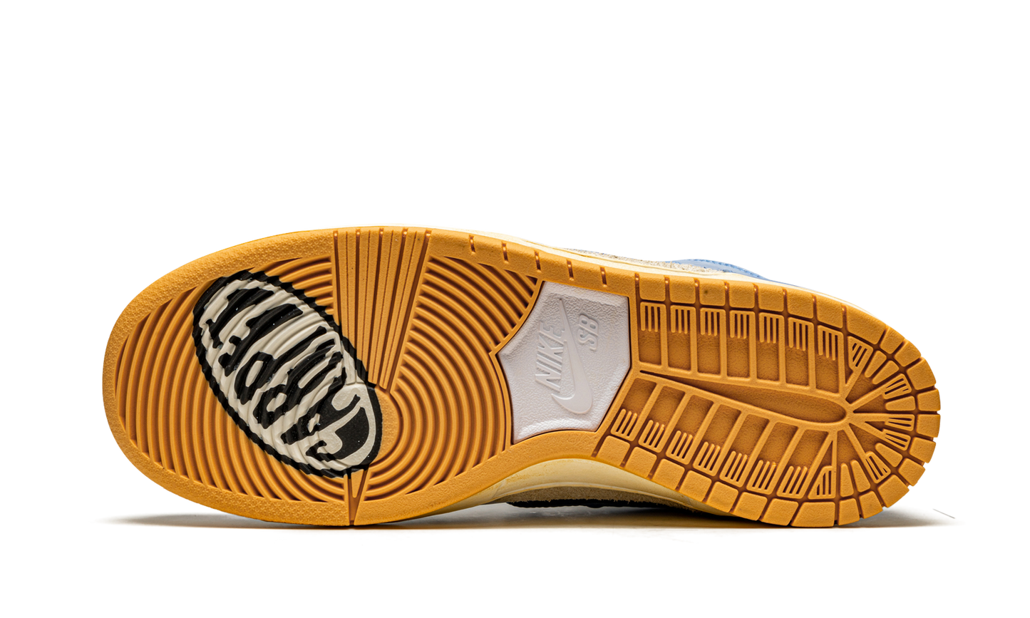 Nike SB Dunk High Carpet Company