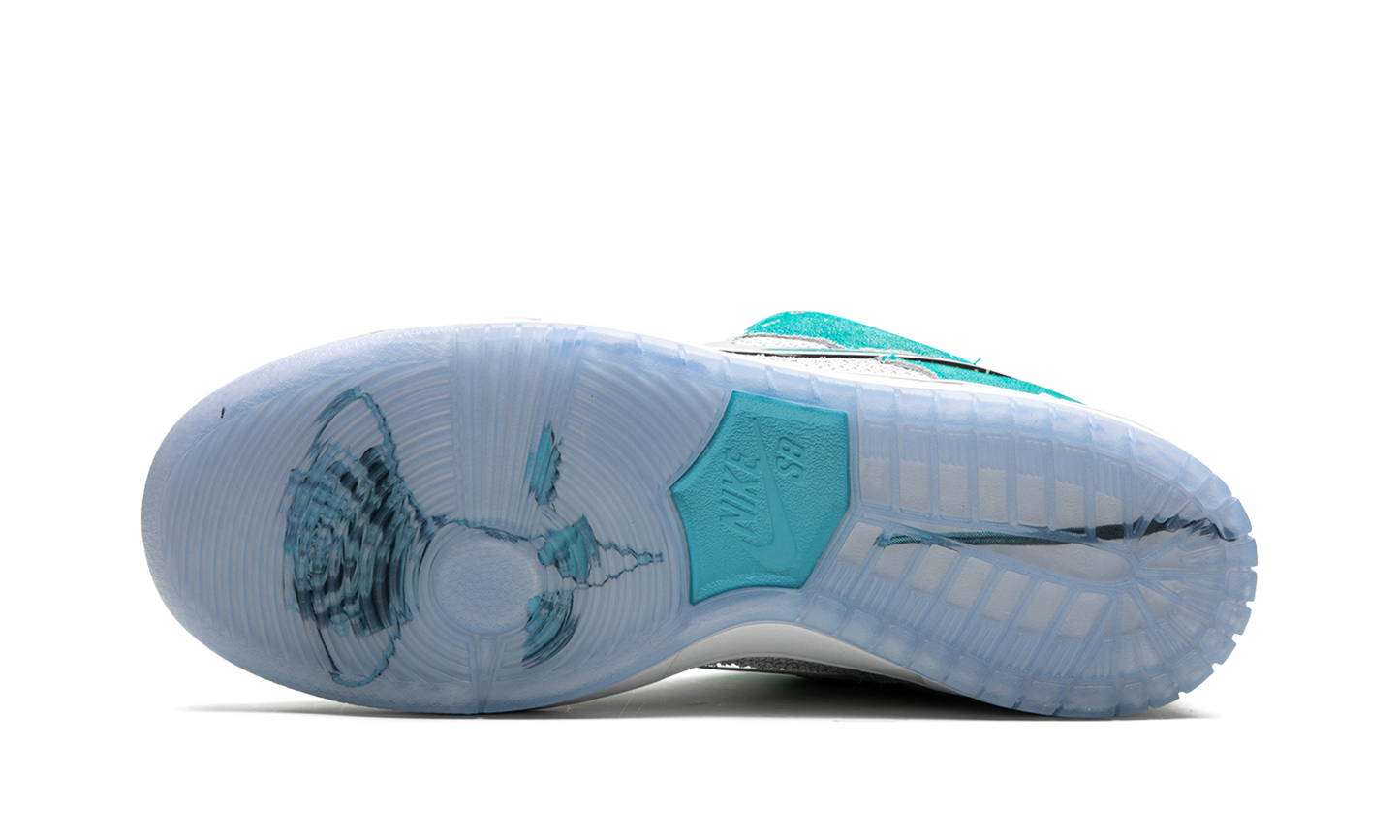 Nike SB Dunk Low April Skateboards