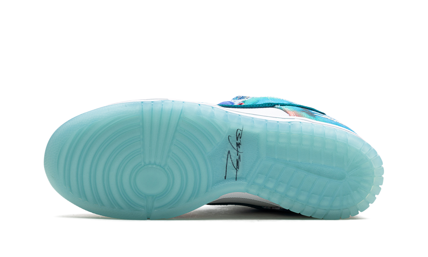 Nike SB Dunk Low Futura Laboratories Bleached Aqua