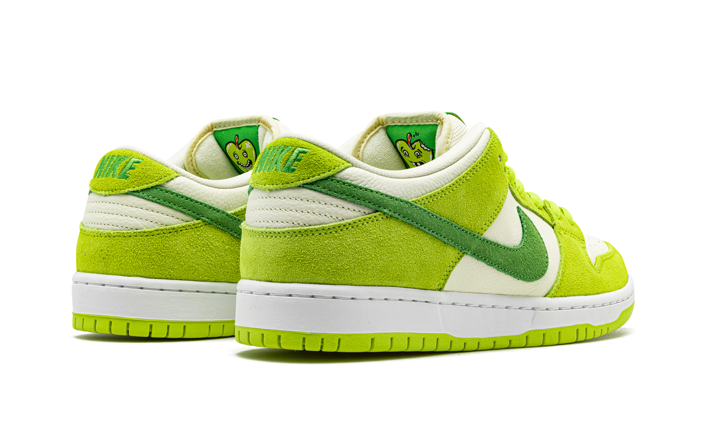 Nike SB Dunk Low Green Apple