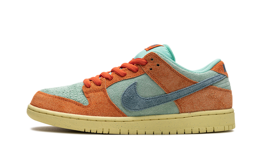 Nike SB Dunk Low Orange Emerald Rise