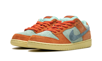 Nike SB Dunk Low Orange Emerald Rise