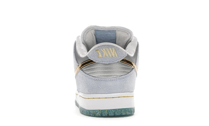 Nike SB Dunk Low Sean Cliver