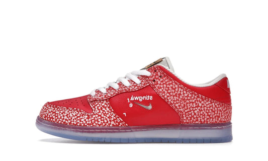 Nike SB Dunk Low Stingwater Magic Mushroom