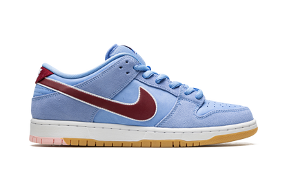 Nike SB Dunk Low Philadelphia Phillies