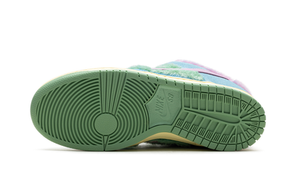 Nike SB Dunk Low Verdy Visty