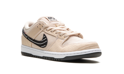Nike SB Dunk Low Albino & Preto
