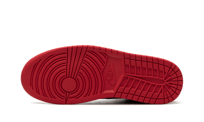 Air Jordan 1 Retro High OG Satin Bred