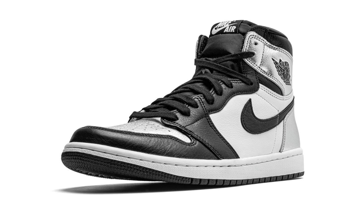Air Jordan 1 Retro High Silver Toe