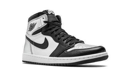 Air Jordan 1 Retro High Silver Toe